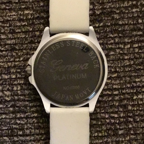 Watch - Picture 4 of 6